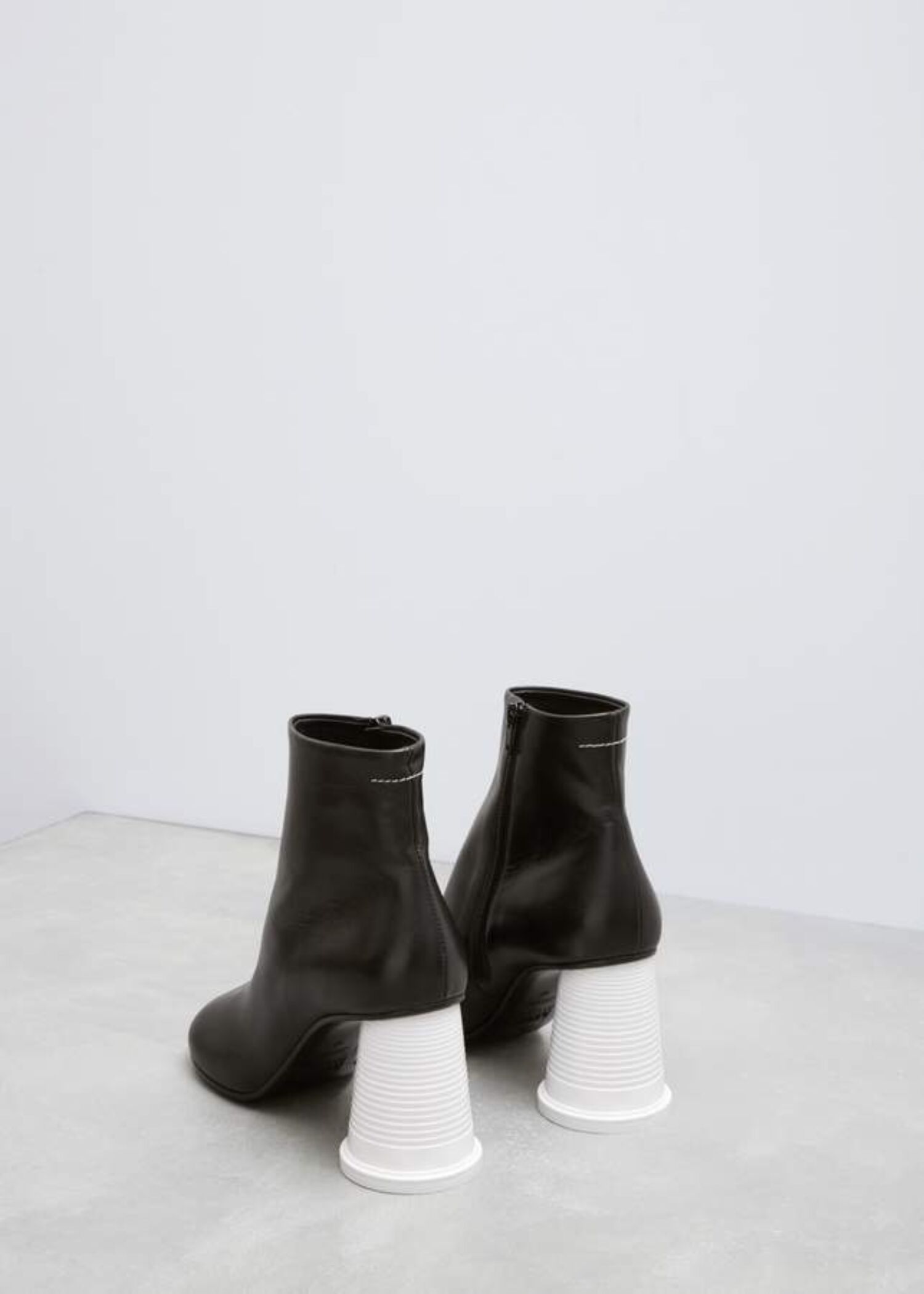 29 mm6 maison margiela dixie cup boot